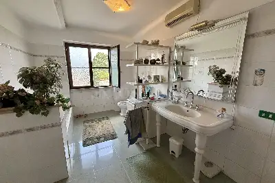 Villa in vendita, Via Tivoli, Nettuno