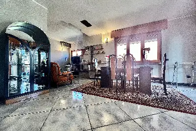 Villa in vendita, Via Pratomaggiore , Desenzano del Garda