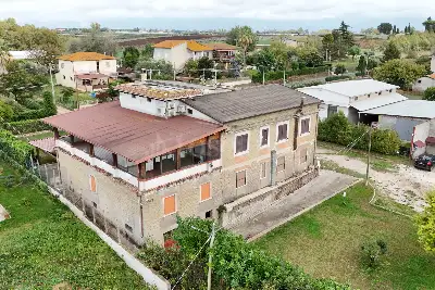 Villa in vendita, Via Le Ferriere, Latina