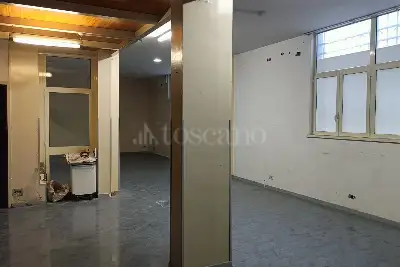 Box in affitto, via treviglio, Roma