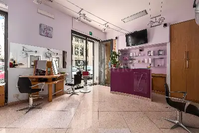 Attività Commerciale in vendita, Via Arezzo, Roma