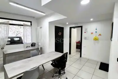 Ufficio in vendita, Via Ariberto da Intimiano, Cantù