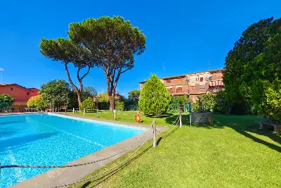 Villino a Schiera in vendita, Via Sofocle , Roma