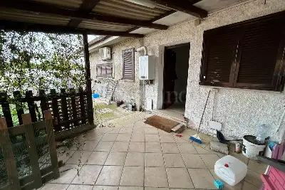 Villa Bifamiliare in vendita, Via Paderna, Roma