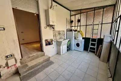 Villino a Schiera in vendita, Via Nona, Brescia