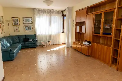 Casa in vendita, Via Cerveteri, Latina