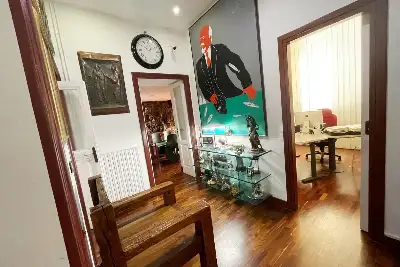 Casa in vendita, Via Domenico Morelli, Napoli