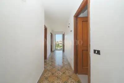 Casa in vendita, Via Comiso, Roma