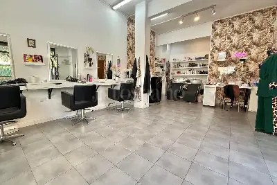 Negozio in vendita, Via Vincenzo Vela, Roma