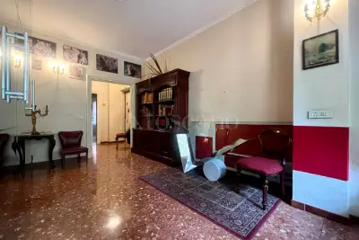 Casa in vendita, Via Jacopone da Todi, Roma