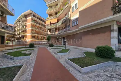 Casa in vendita, Via Allumiere, Roma