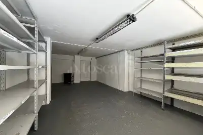 Negozio in vendita, San Giovanni La Punta Via Trappeto, San Giovanni la Punta