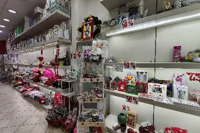 Negozio in affitto, Viale Commenda , Brindisi