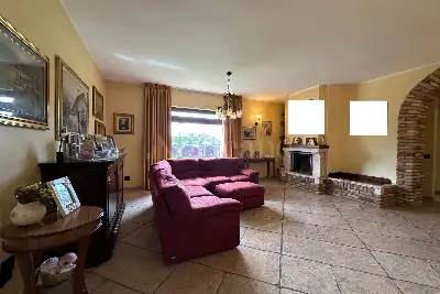 Casa Indipendente in vendita, Strada Piscina Scura, Latina