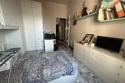 Casa in vendita, Via Loreto, Lissone