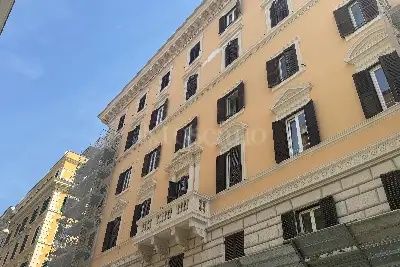 Casa in vendita, Via Collina, Roma