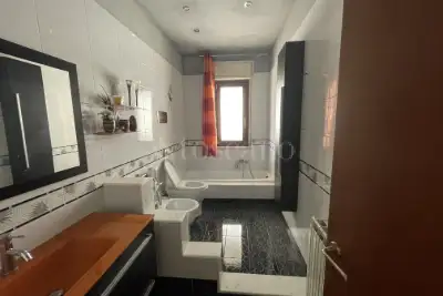 Casa in vendita, via Sarah Ferrati, Palermo