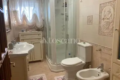 Palazzo in vendita, Via Cavallaro, Catania