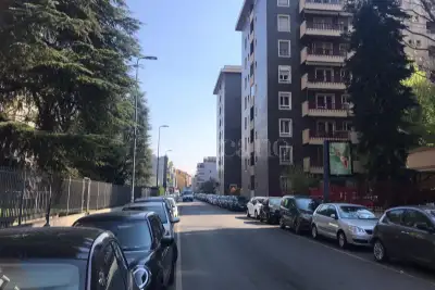 Negozio in vendita, Via Savona, Milano