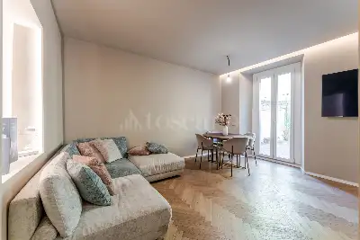 Casa in vendita, Via San Calocero, Milano