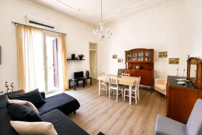 Casa in affitto, Via Volturno, Palermo