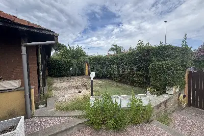 Villa in vendita, VIA MANUEL DE FALLA, Roma