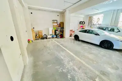 Garage in vendita, Via Angelo Fava, Roma
