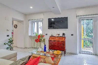 Palazzo in vendita, Via G. Andreani, Valganna