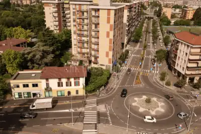 Palazzo in vendita, Via della Volta, Brescia