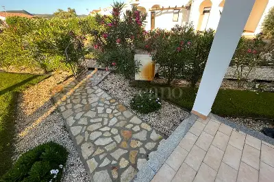 Casa Indipendente in vendita, Sant'Anna Arresi, Sant'Anna Arresi