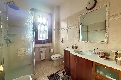 Casa in vendita, Via Pietro Rondoni, Milano