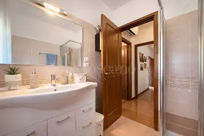 Casa in vendita, Via Giacomo Matteotti, Sirmione