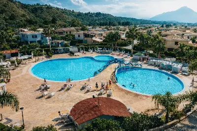 Villa Plurifamiliare in vendita, Contrada Pistavecchia, Campofelice di Roccella