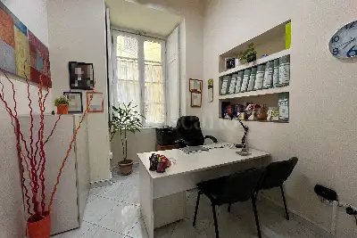 Casa in vendita, Piazza Nicola Amore, Napoli