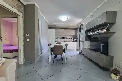 Casa in vendita, Grottaferrata Via Rossano Calabro, Grottaferrata