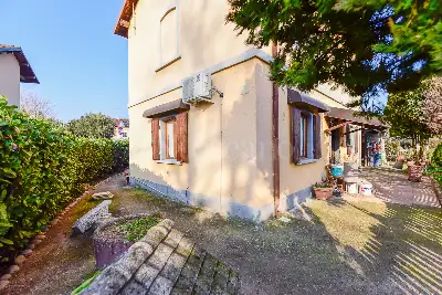 Casa Indipendente in vendita, Via Tagliamento, Como