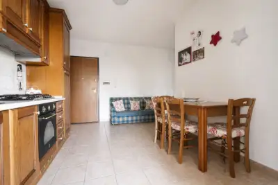 Casa in vendita, Via Caprera, Alba Adriatica