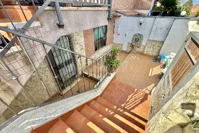 Villa Bifamiliare in vendita, Via Camillo Mastrocinque, Roma