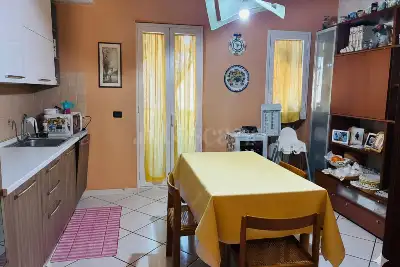 Casa in vendita, Piazza Della Guardia -Via Giacomo Leopardi , Catania