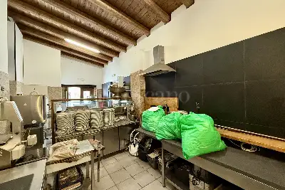 Casa Indipendente in vendita, Via della Volta, Brescia