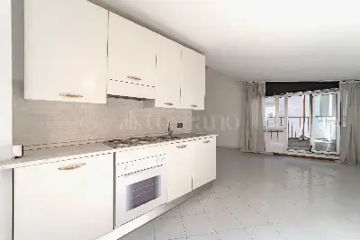 Casa in vendita, Via Luigi Giuseppe Faravelli, Milano