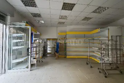 Negozio in affitto, Via Pietro Gasparri, Roma