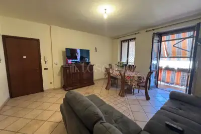 Casa in vendita, Via San Pietro, Buscate