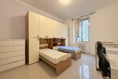 Casa in vendita, Viale Tibaldi, Milano