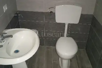 Negozio in affitto, Via Vespri, 61, Valderice