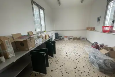 Ufficio in affitto, Via dei Castelli Romani, Pomezia