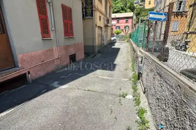 Box in vendita, Via Piacenza, Genova