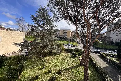 Casa in vendita, Viale dei Caduti Nella Guerra di Liberazione, Roma