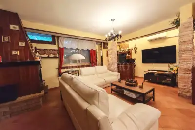 Villa Plurifamiliare in vendita, Via Ermesianatte, Roma
