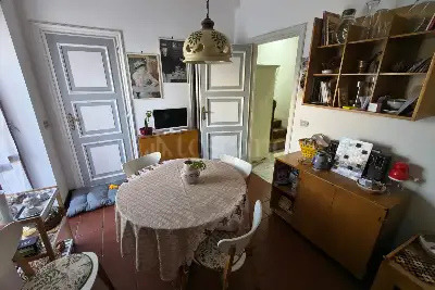 Villino a Schiera in vendita, Via Calosso, Roma